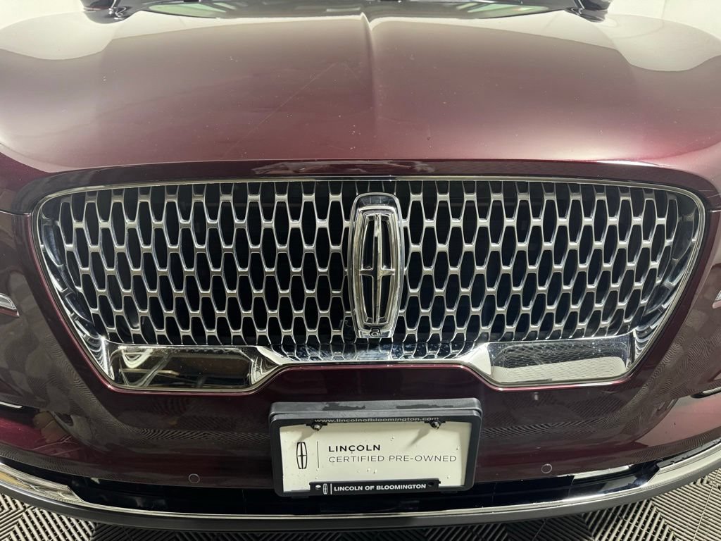 Certified 2022 Lincoln Aviator Reserve w/ Elements Package Plus AWD/4WD image 11