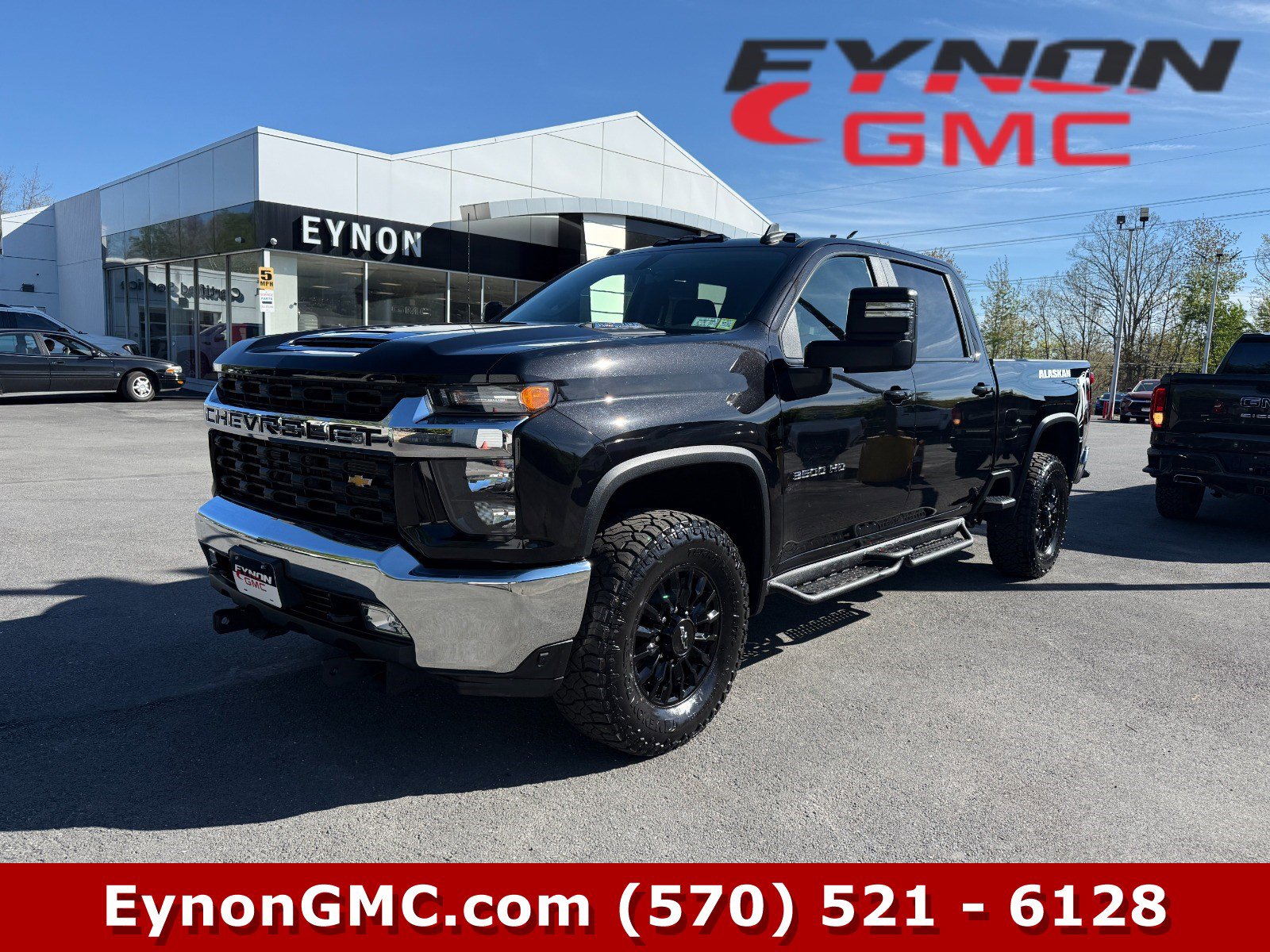Used 2022 Chevrolet Silverado 3500 LT w/ Convenience Package AWD/4WD image 1
