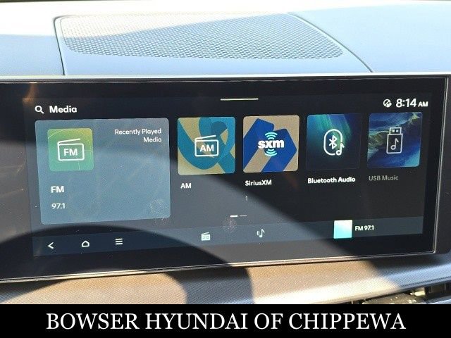 Used 2025 Hyundai Santa Fe SEL image 11