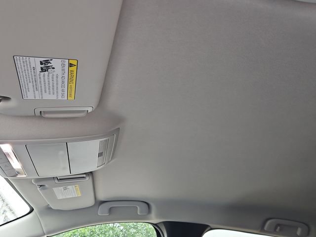 Certified 2025 MAZDA CX-50 2.5 Hybrid w/ Preferred Pkg image 34