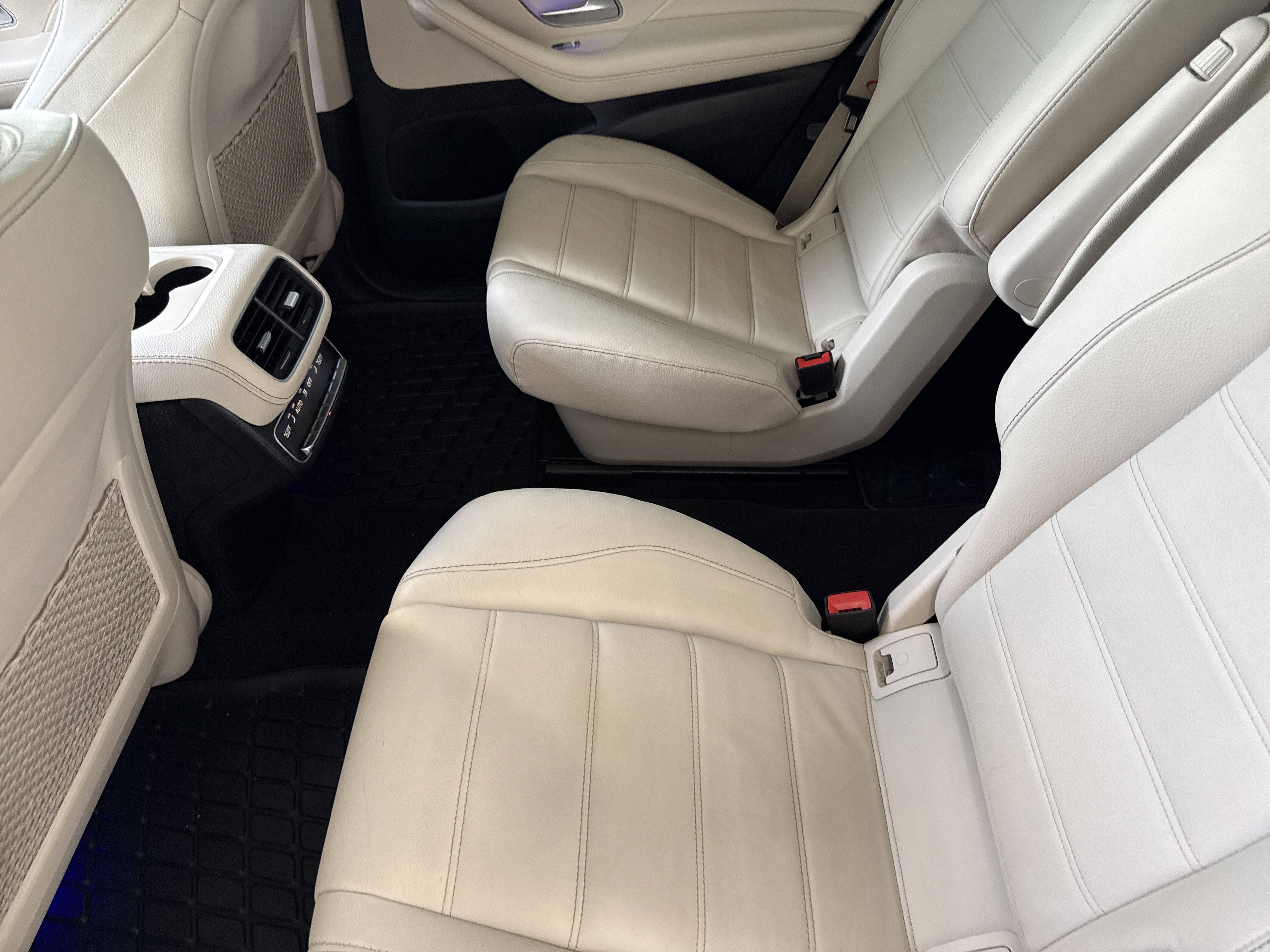 Certified 2022 Mercedes-Benz GLS 450 4MATIC image 33