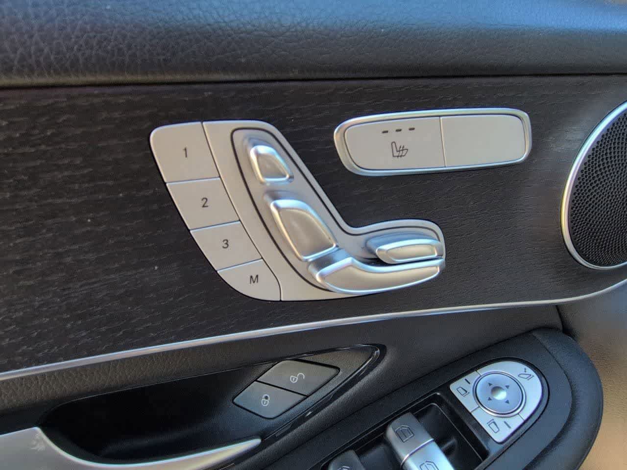 Used 2022 Mercedes-Benz GLC 300 4MATIC Coupe image 17