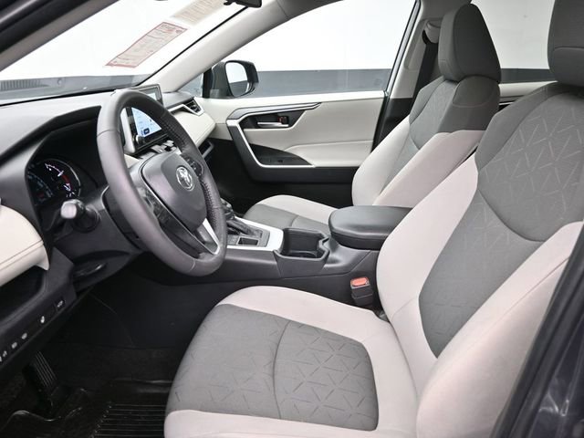 Certified 2025 Toyota RAV4 XLE w/ Convenience Package image 26