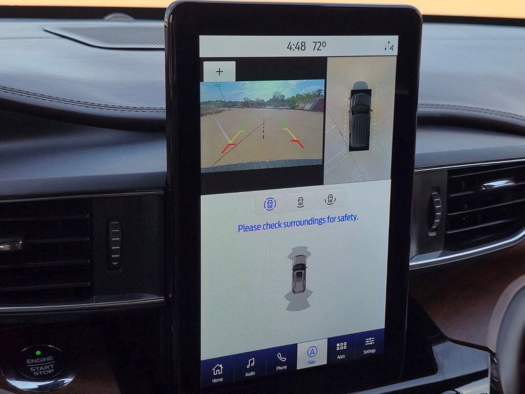 Used 2021 Ford Explorer King Ranch w/ Premium Technology Package RWD image 21