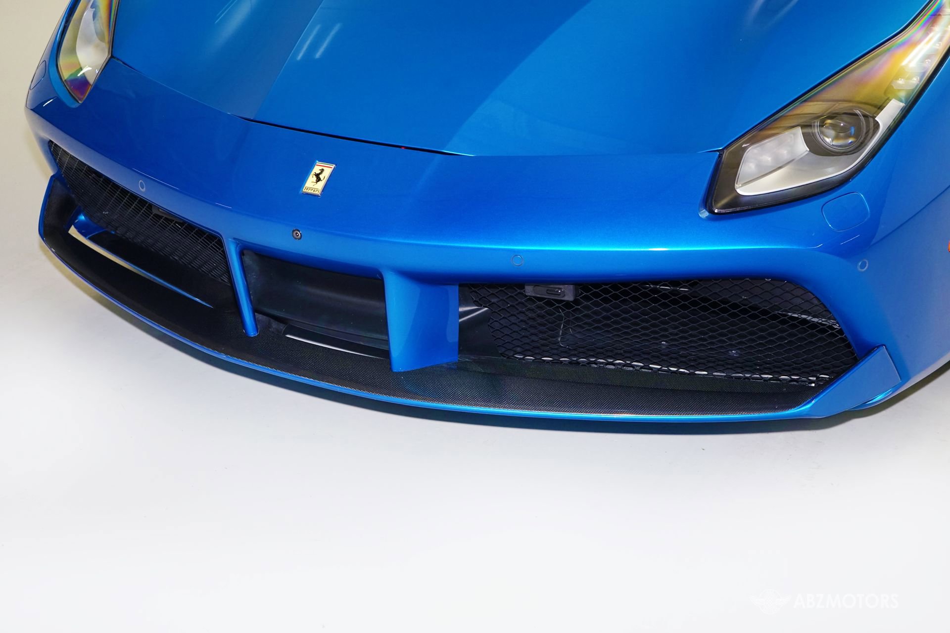 Used 2017 Ferrari 488 Spider image 9