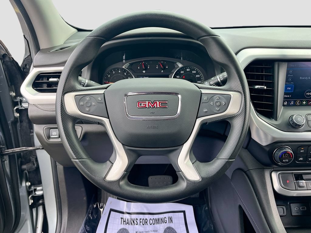 Used 2023 GMC Acadia SLE FWD image 11