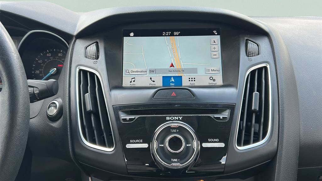 Used 2018 Ford Focus Titanium image 18