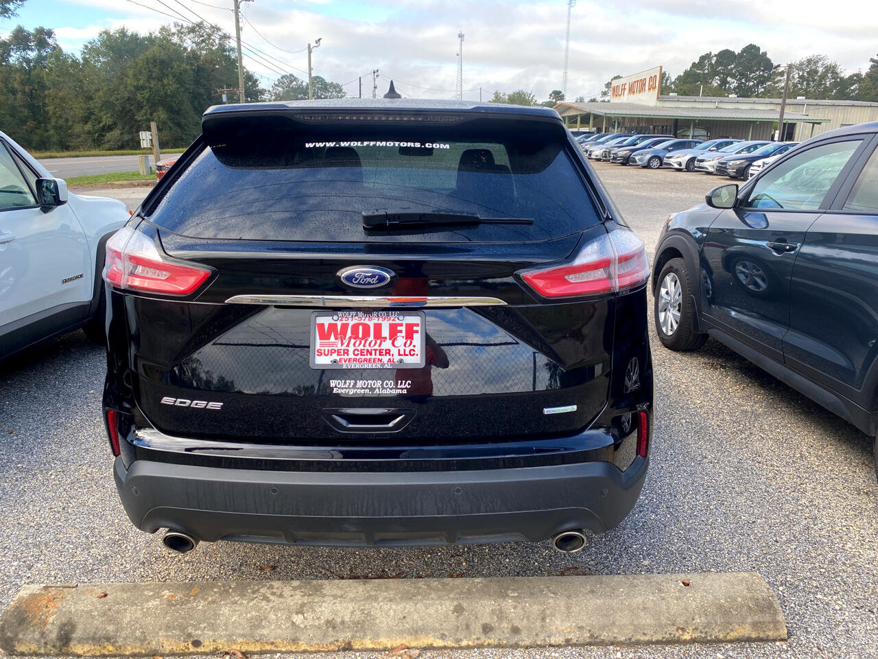 Used 2020 Ford Edge SE image 6