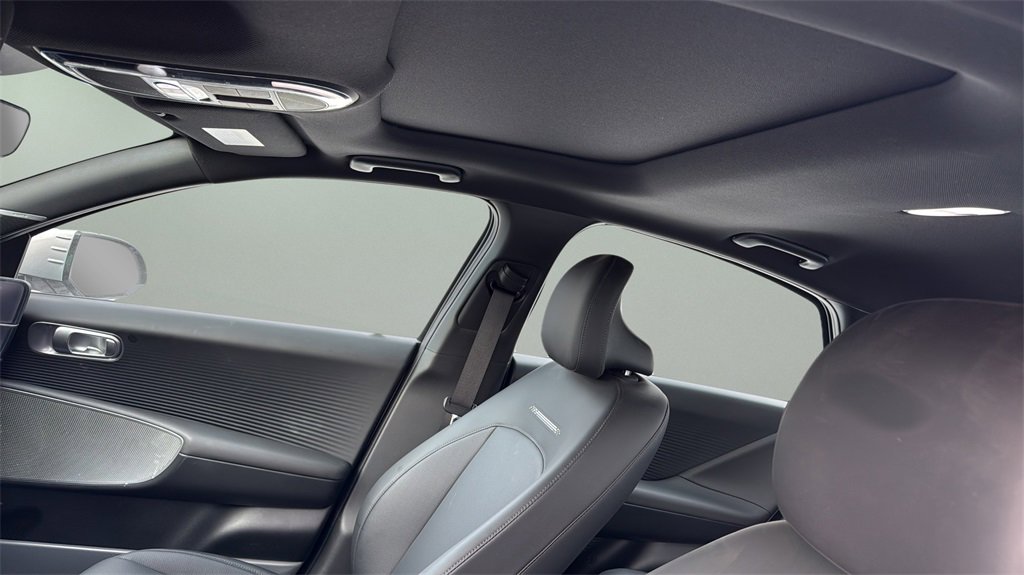 Certified 2024 Hyundai Ioniq 6 Limited image 17