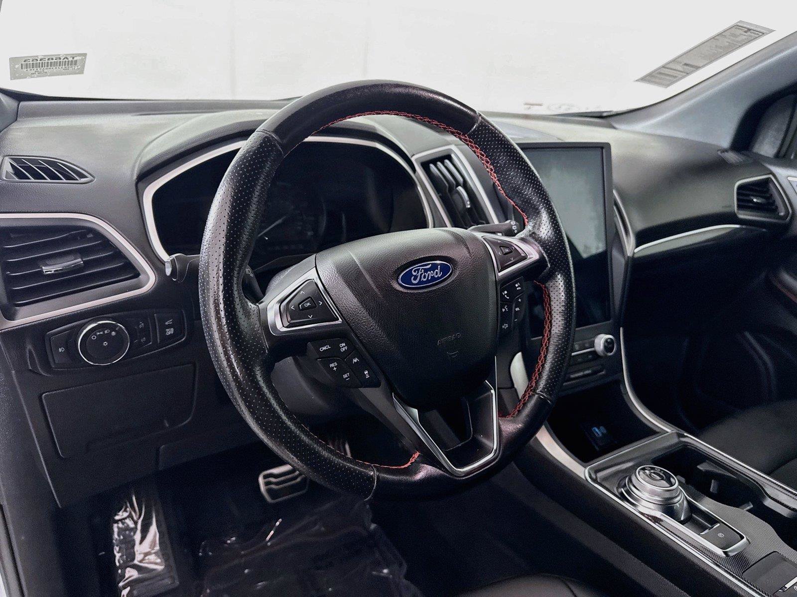 Used 2021 Ford Edge ST-Line FWD image 4