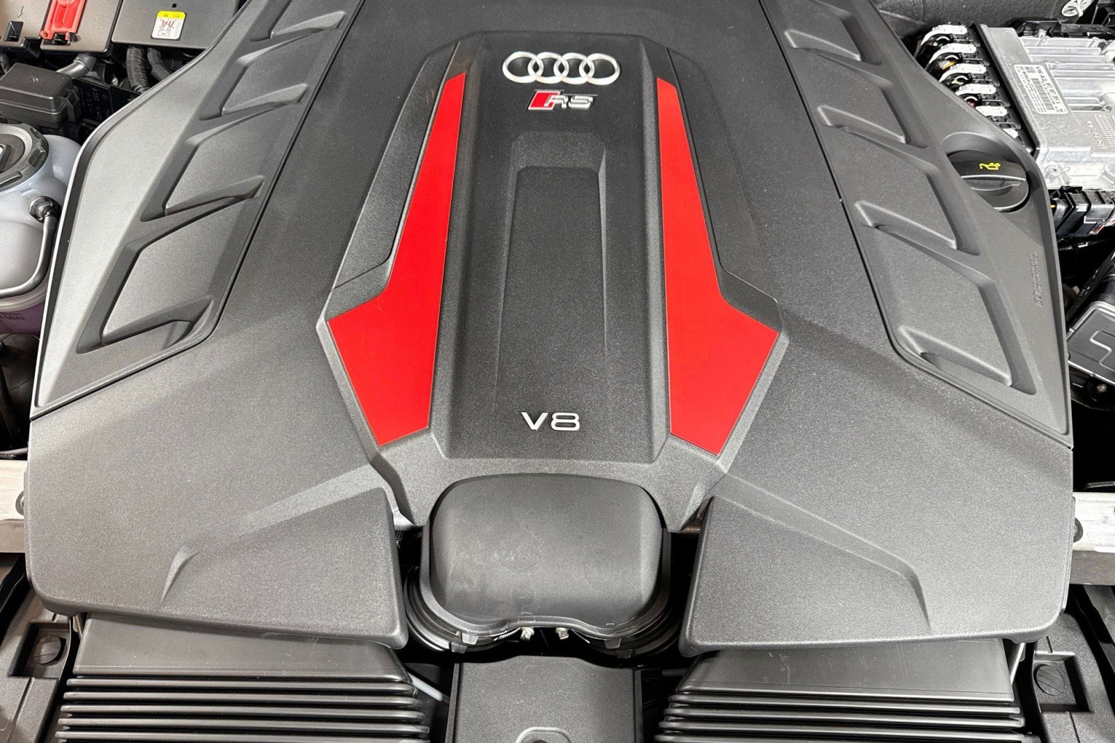 New 2026 Audi RS Q8 performance image 27