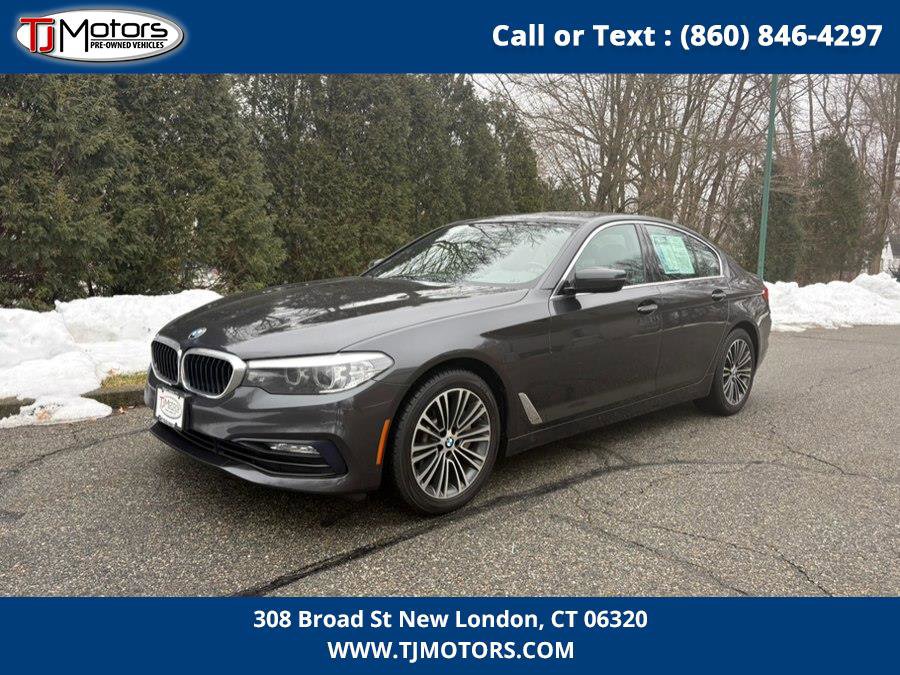 Used 2018 BMW 530i xDrive w/ Premium Package image 2