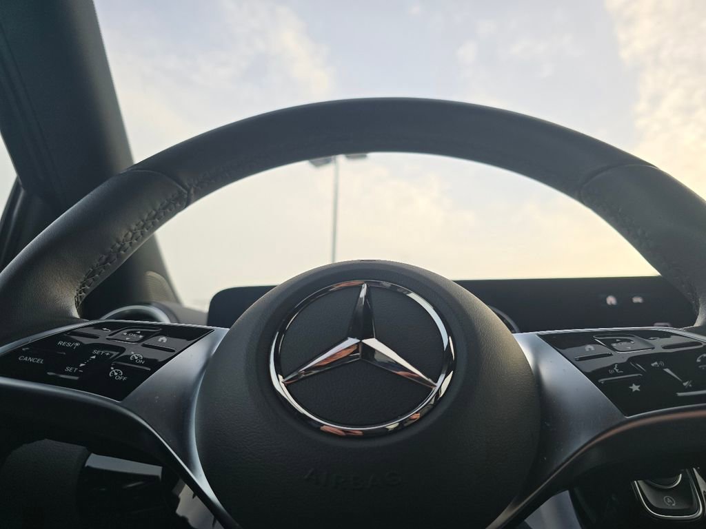 Certified 2025 Mercedes-Benz GLA 250 4MATIC image 26