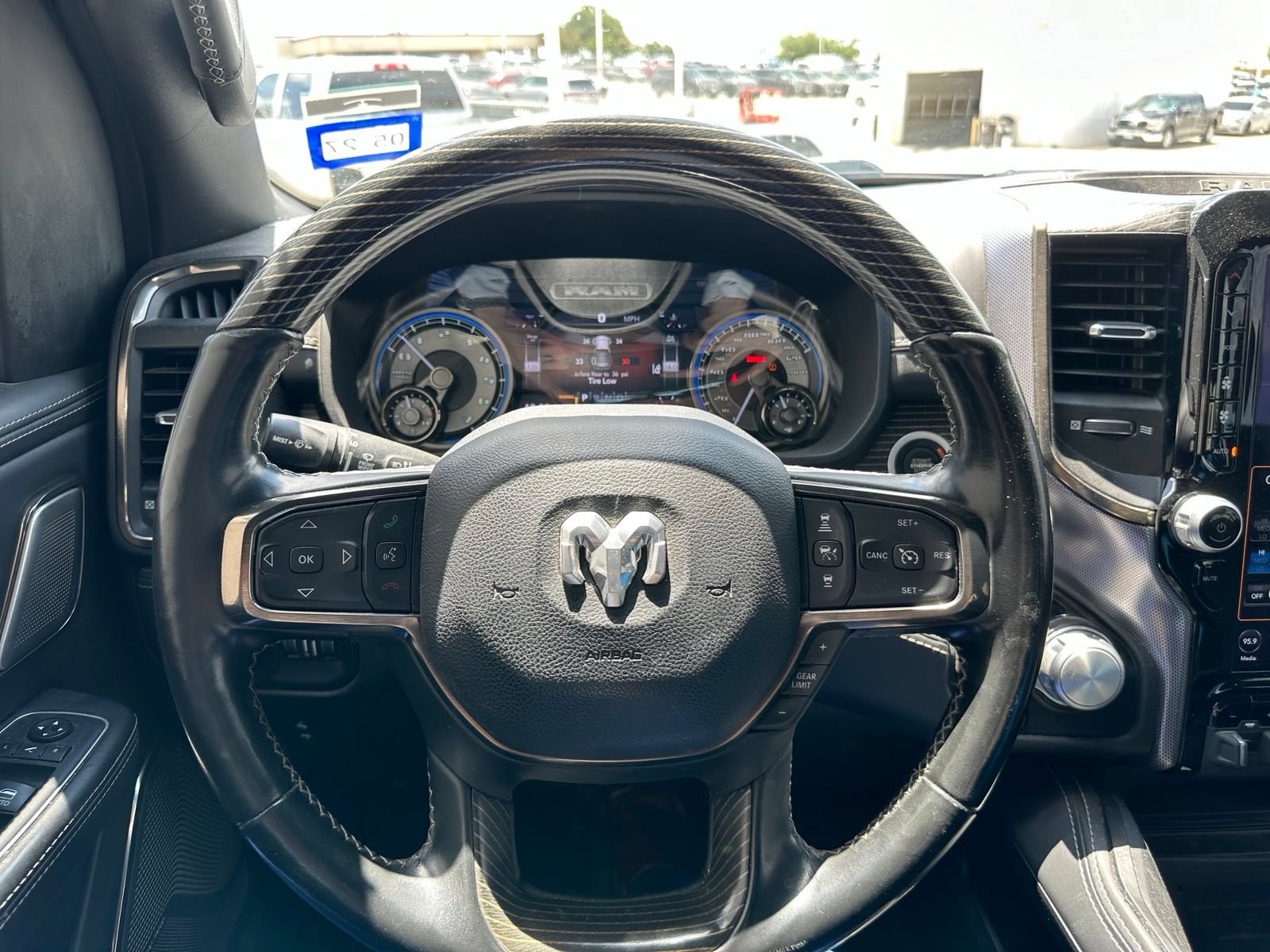 Used 2021 RAM 1500 Limited AWD/4WD image 8
