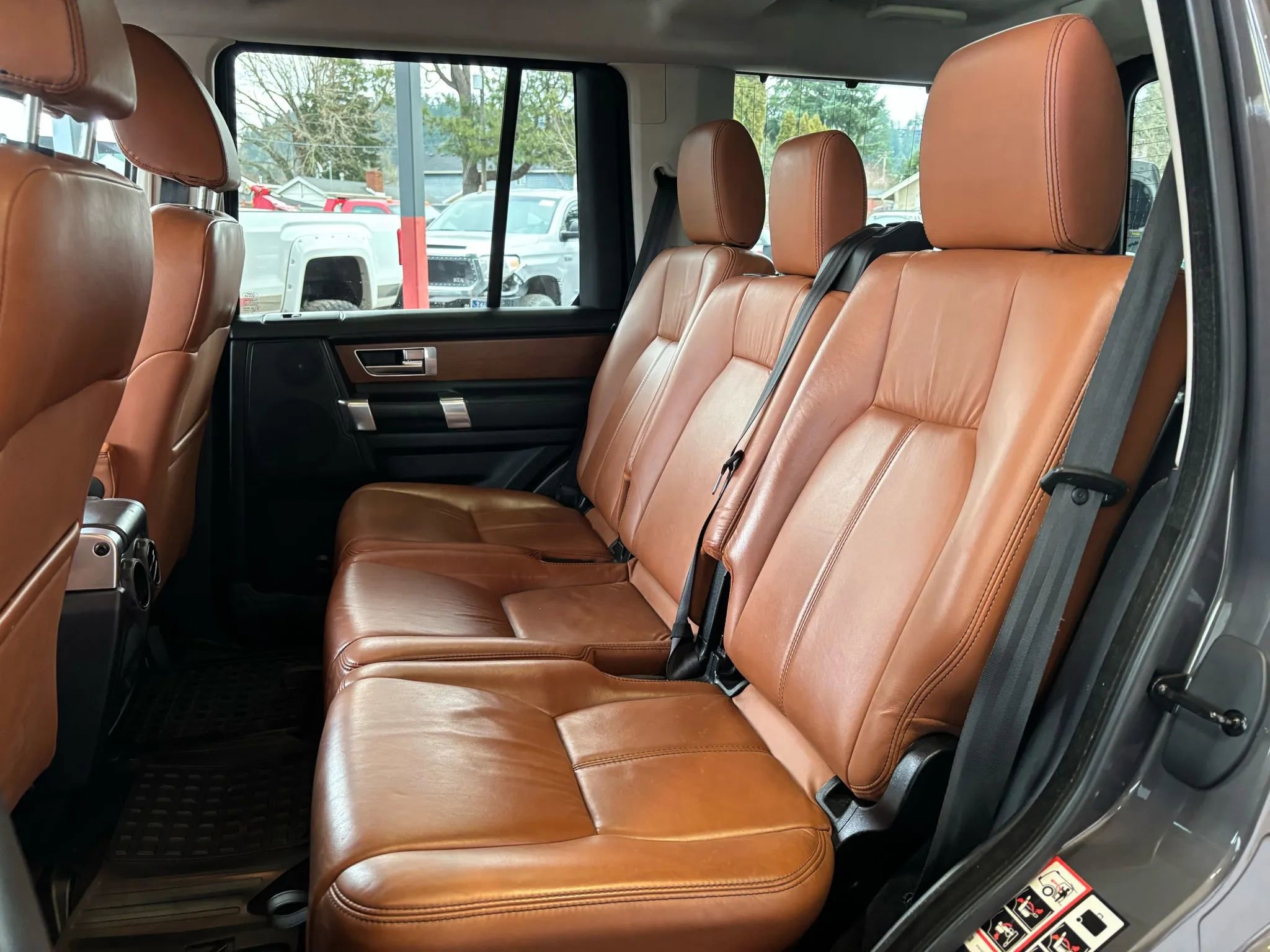 Used 2016 Land Rover LR4 HSE LUX image 20