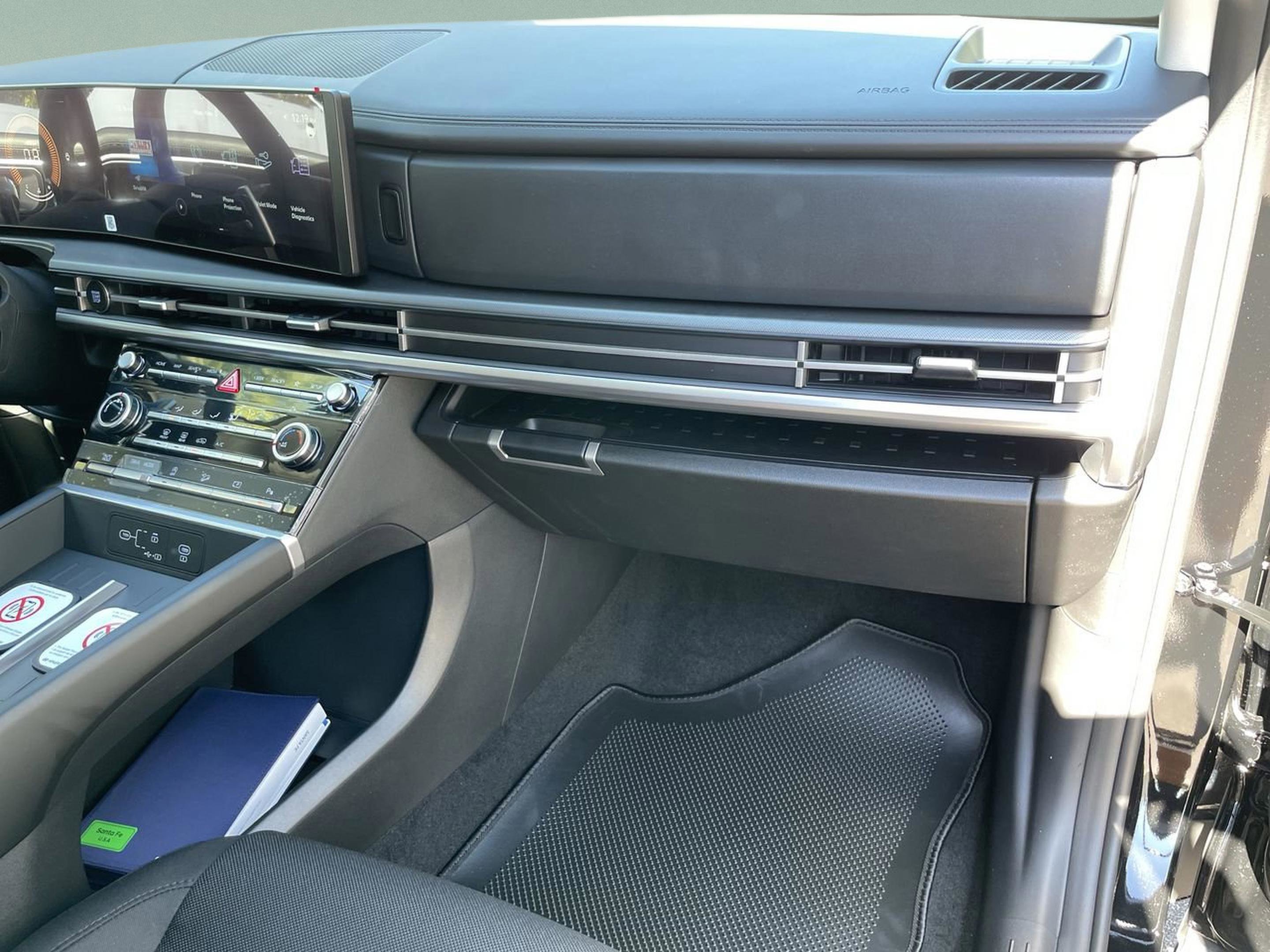 New 2026 Hyundai Santa Fe SE image 20