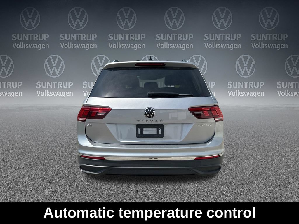 Used 2023 Volkswagen Tiguan SE w/ Panoramic Sunroof Package FWD image 10