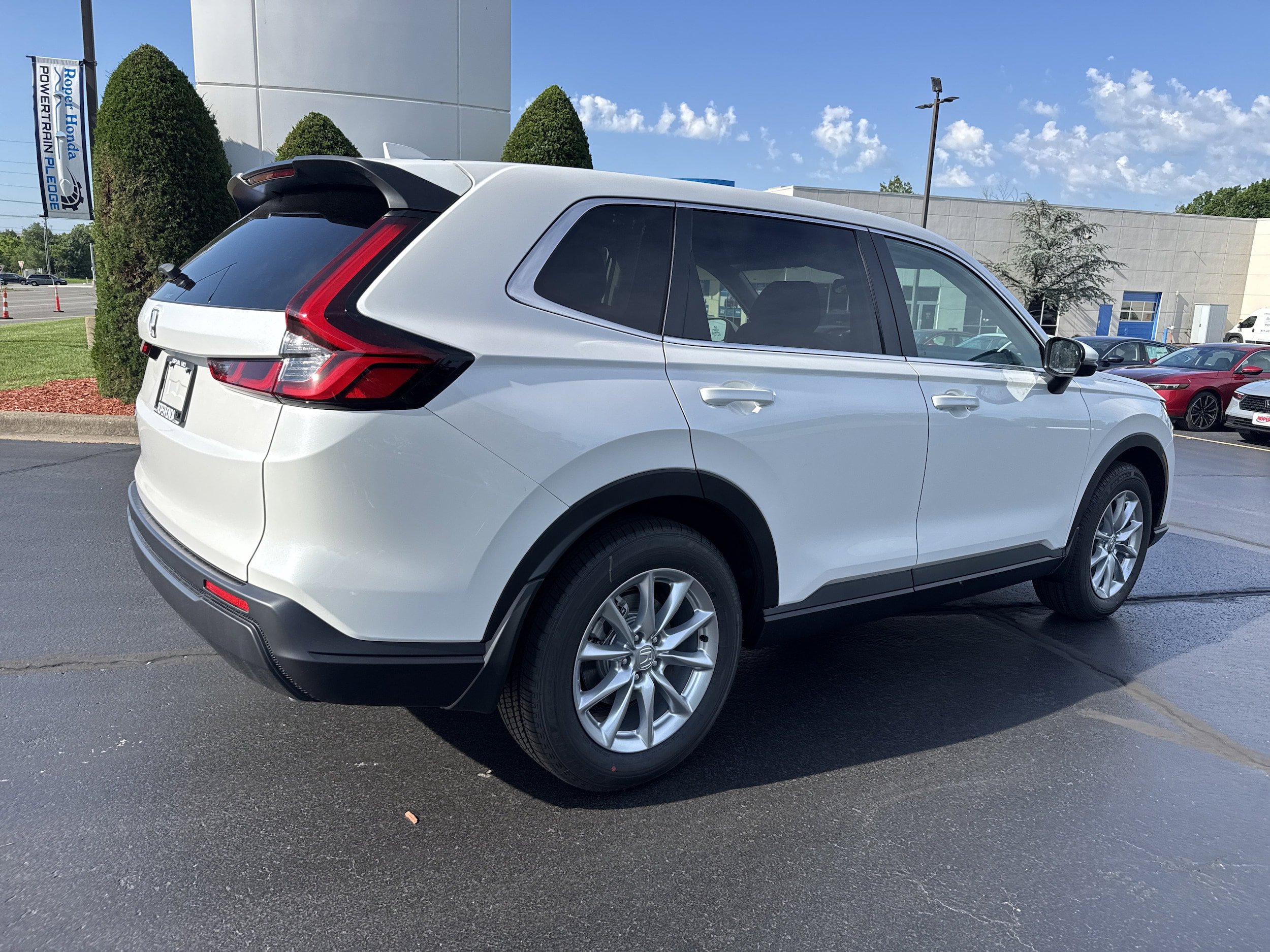 New 2026 Honda CR-V EX image 4