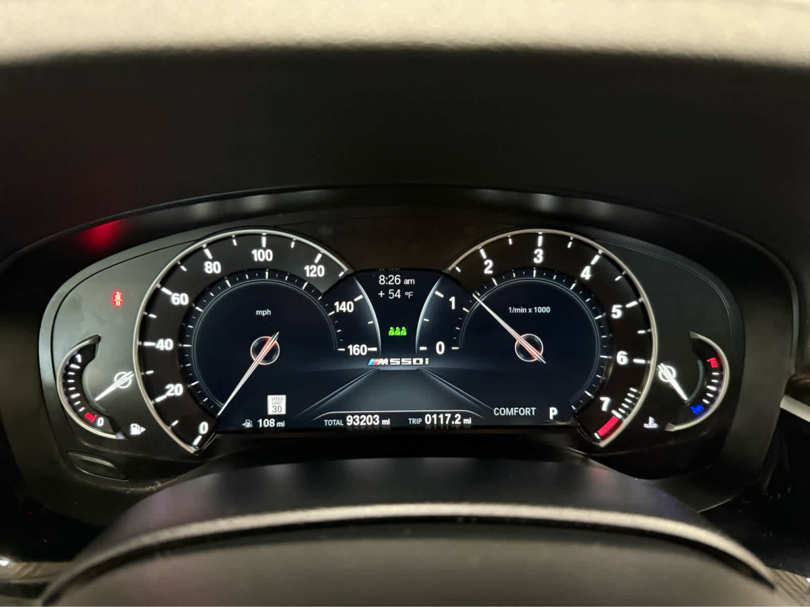 Used 2018 BMW M550i xDrive image 27