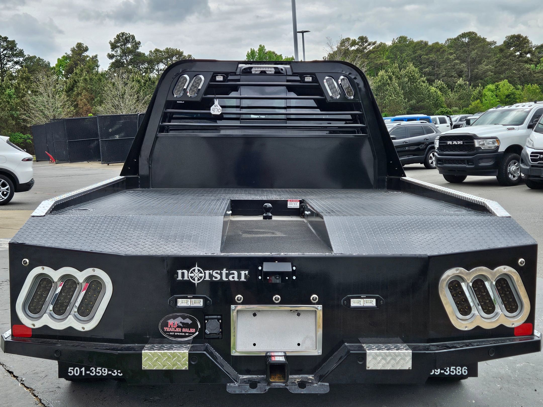 New 2026 RAM 4500 4x4 Crew Cab DRW w/ Laramie Trim Package image 25