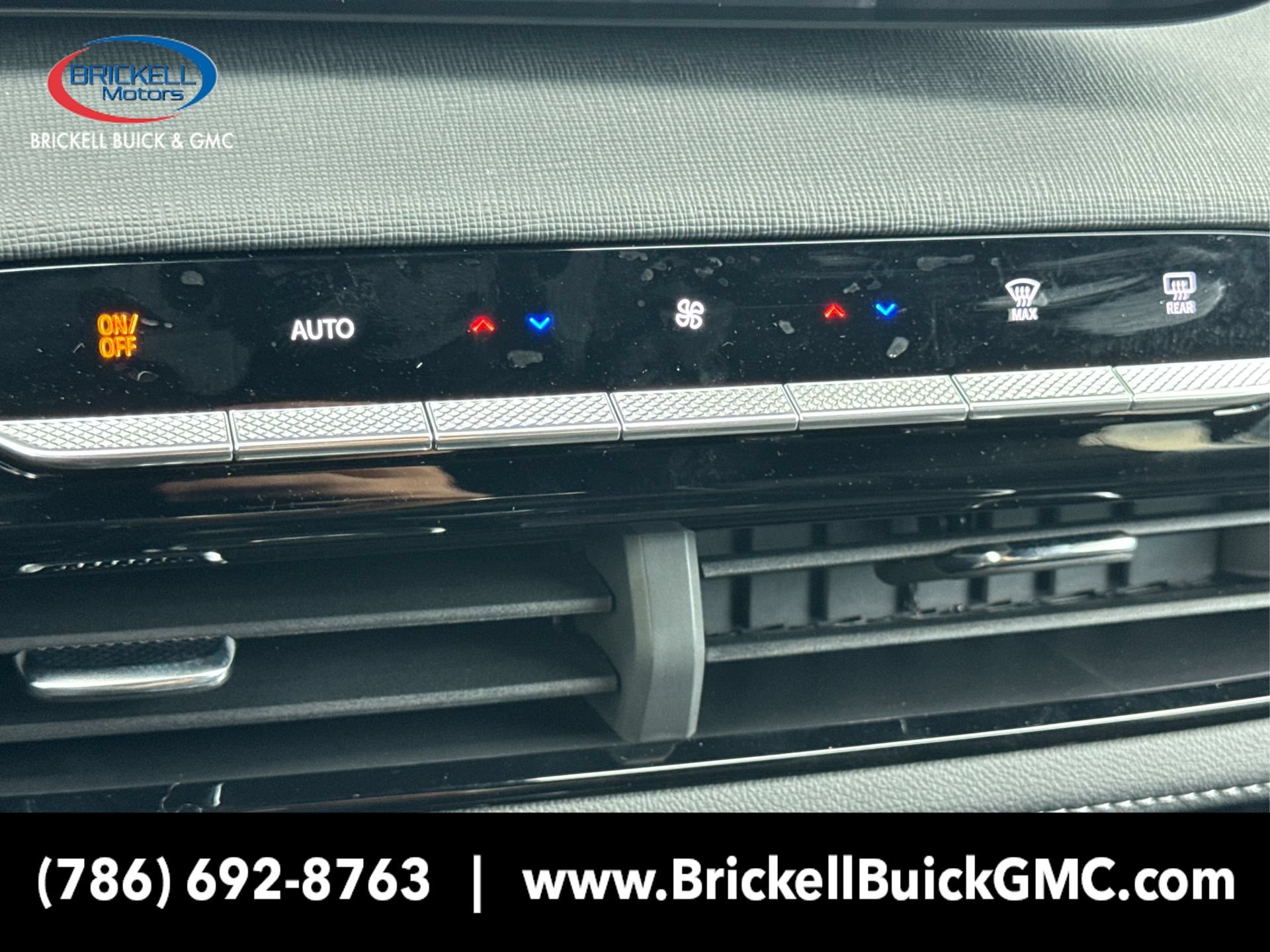 New 2025 Buick Enclave Sport Touring w/ Super Cruise Package FWD image 28