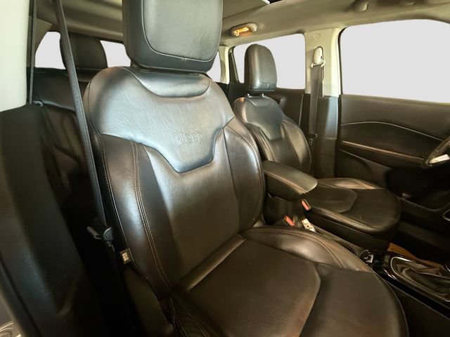 Used 2018 Jeep Compass Limited w/ Navigation Group image 29