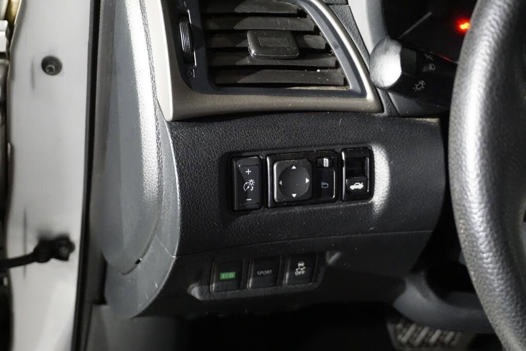 Used 2014 Nissan Sentra SV image 13