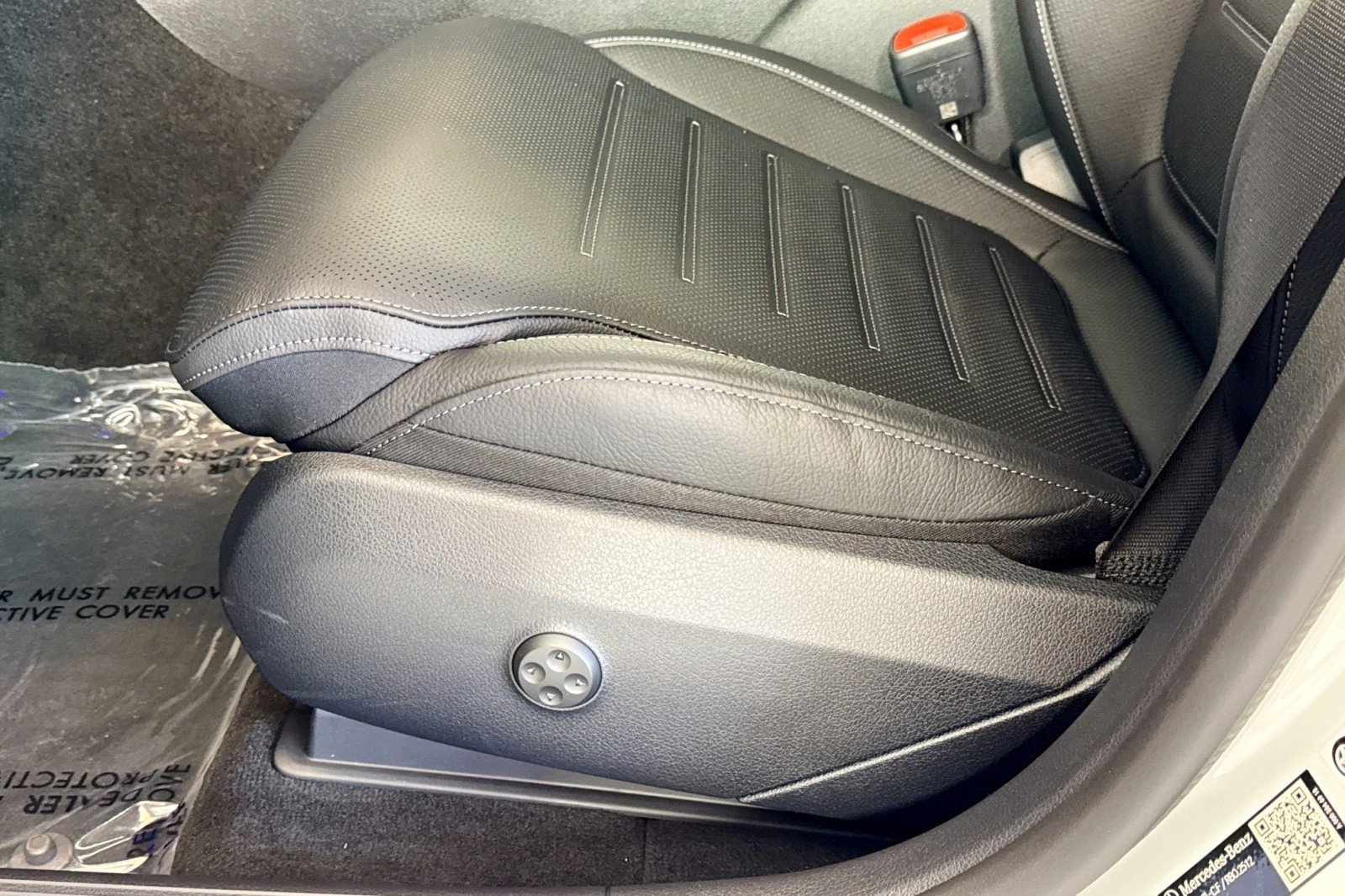 New 2026 Mercedes-Benz GLC 43 AMG 4MATIC image 16