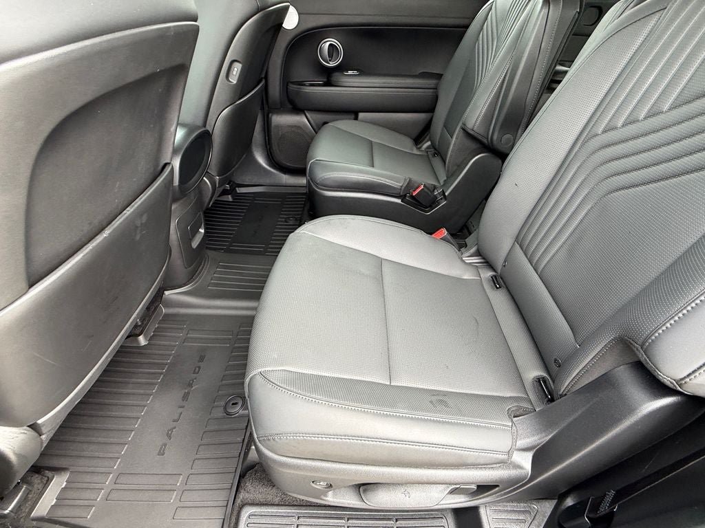 Certified 2026 Hyundai Palisade SEL FWD image 13