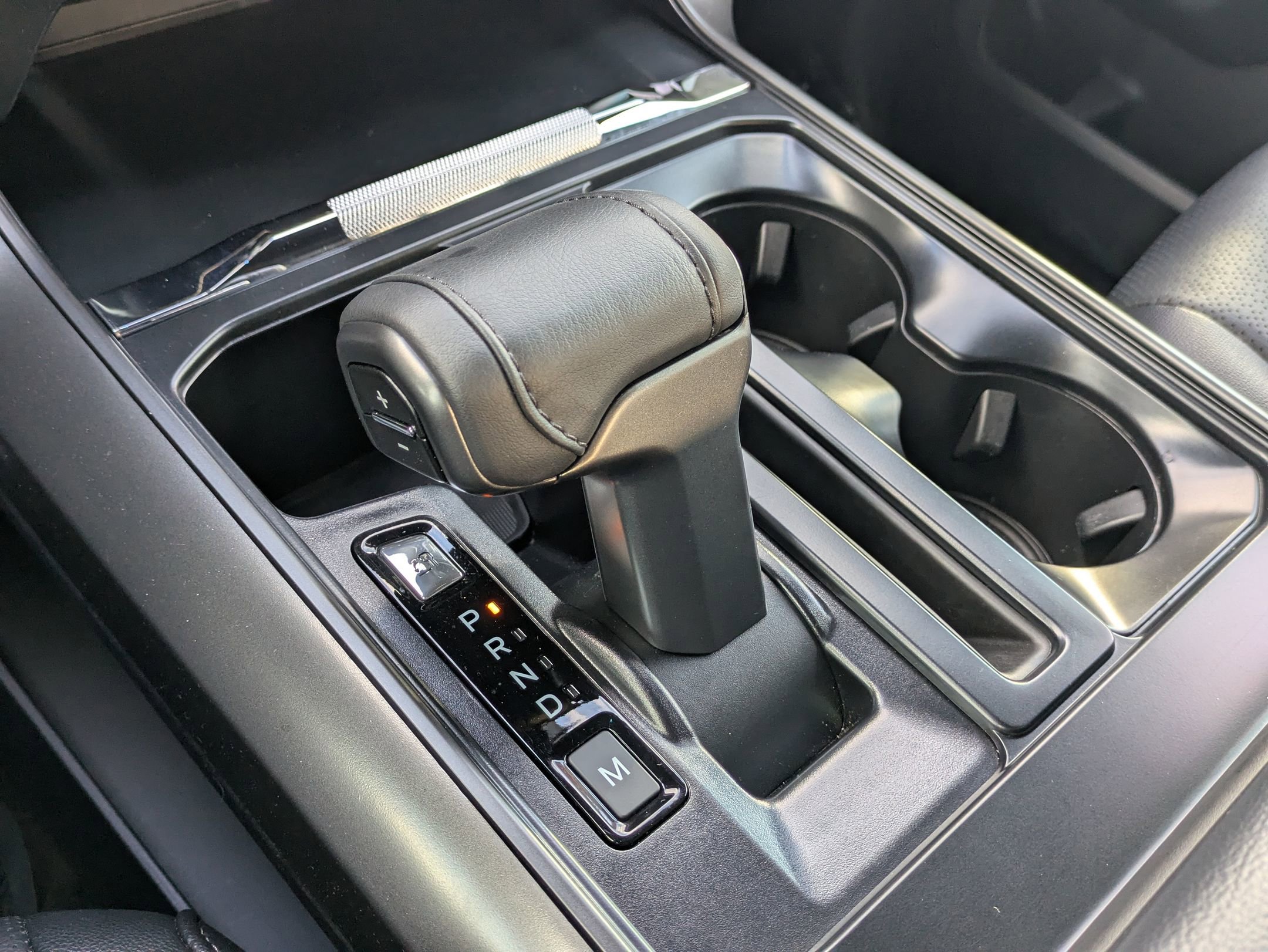 Used 2025 Ford F150 Lariat w/ Equipment Group 501A Mid image 16