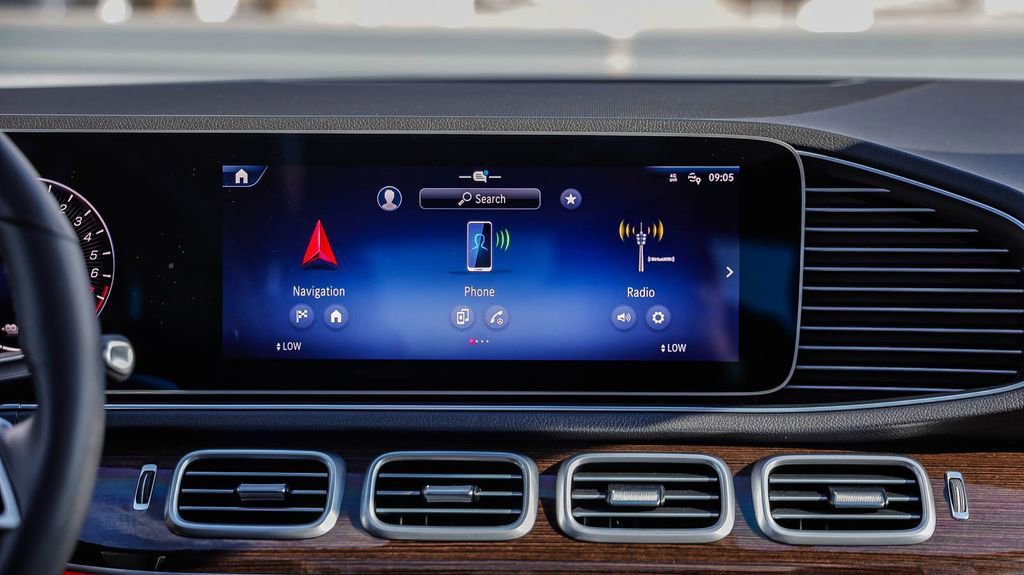 Used 2025 Mercedes-Benz GLE 450e 4MATIC image 15