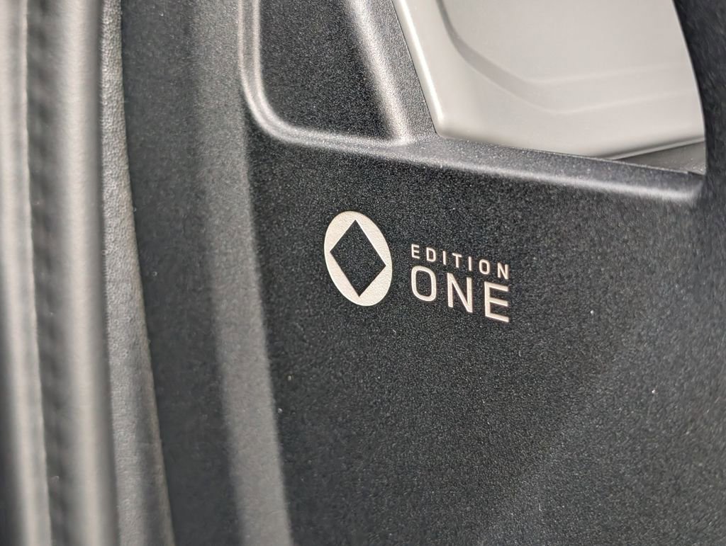 Certified 2025 Land Rover Defender 110 image 36