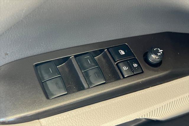 Certified 2022 Toyota Camry SE FWD image 13