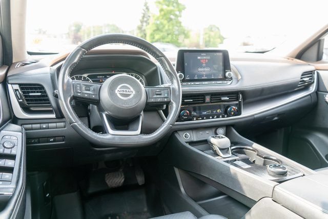 Used 2021 Nissan Rogue SV w/ Premium Package AWD/4WD image 14