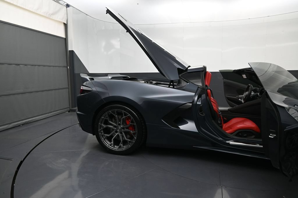 Certified 2021 Chevrolet Corvette Stingray Coupe w/ Z51 Performance Package RWD image 11