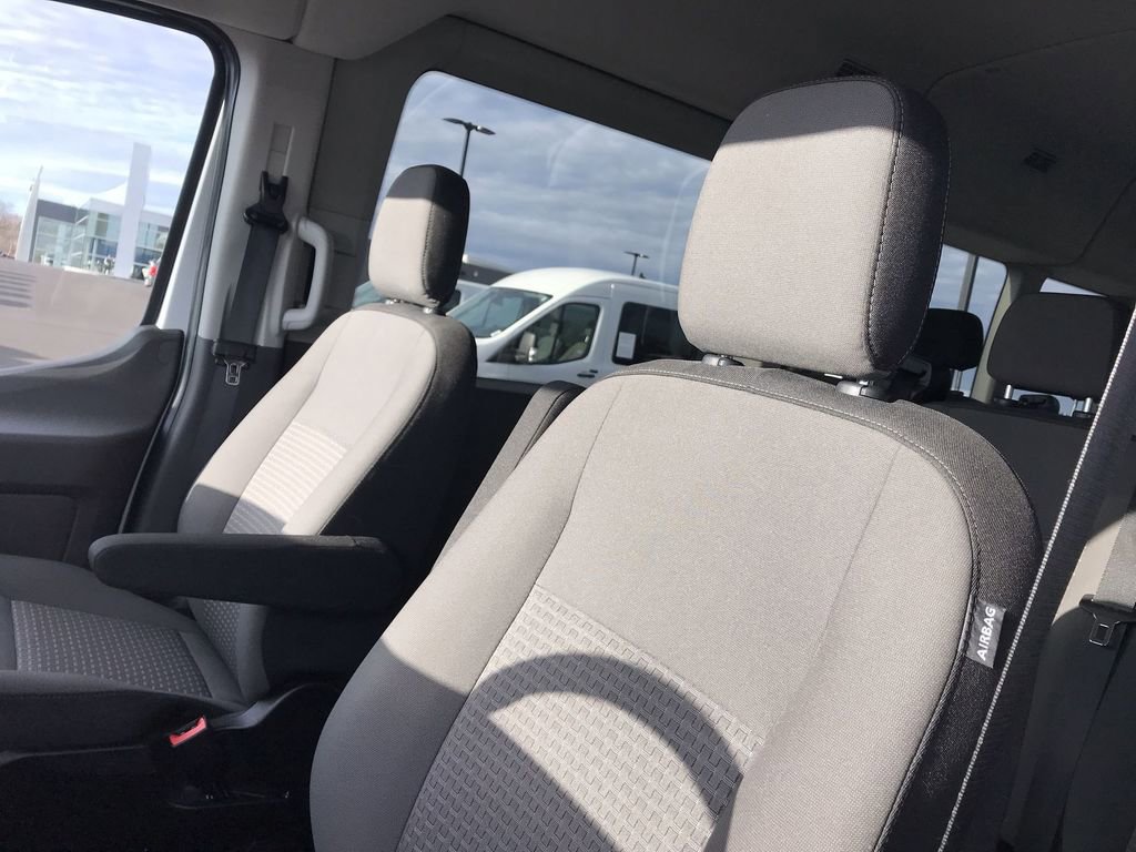 Used 2025 Ford Transit 350 XLT image 11