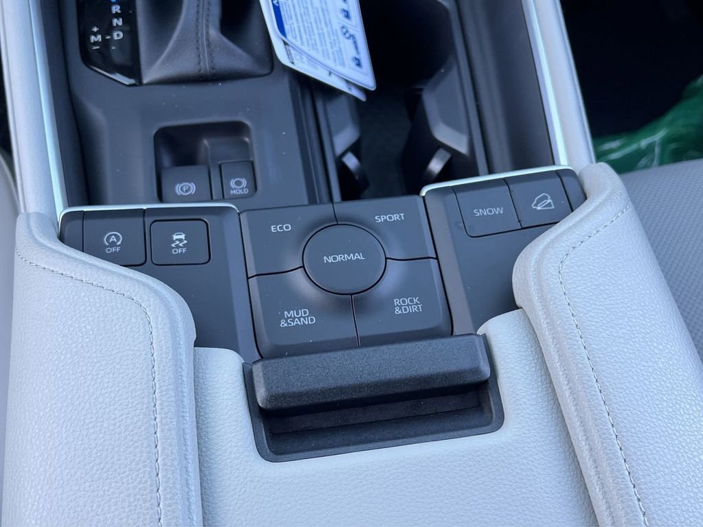 New 2026 Toyota Grand Highlander Limited image 24