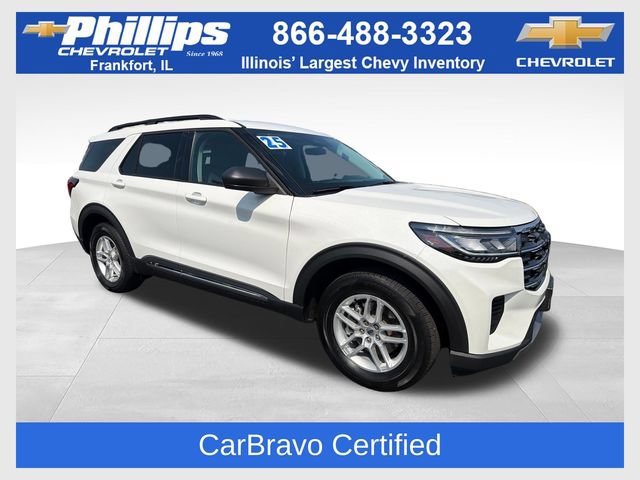 Used 2025 Ford Explorer Active AWD/4WD image 1
