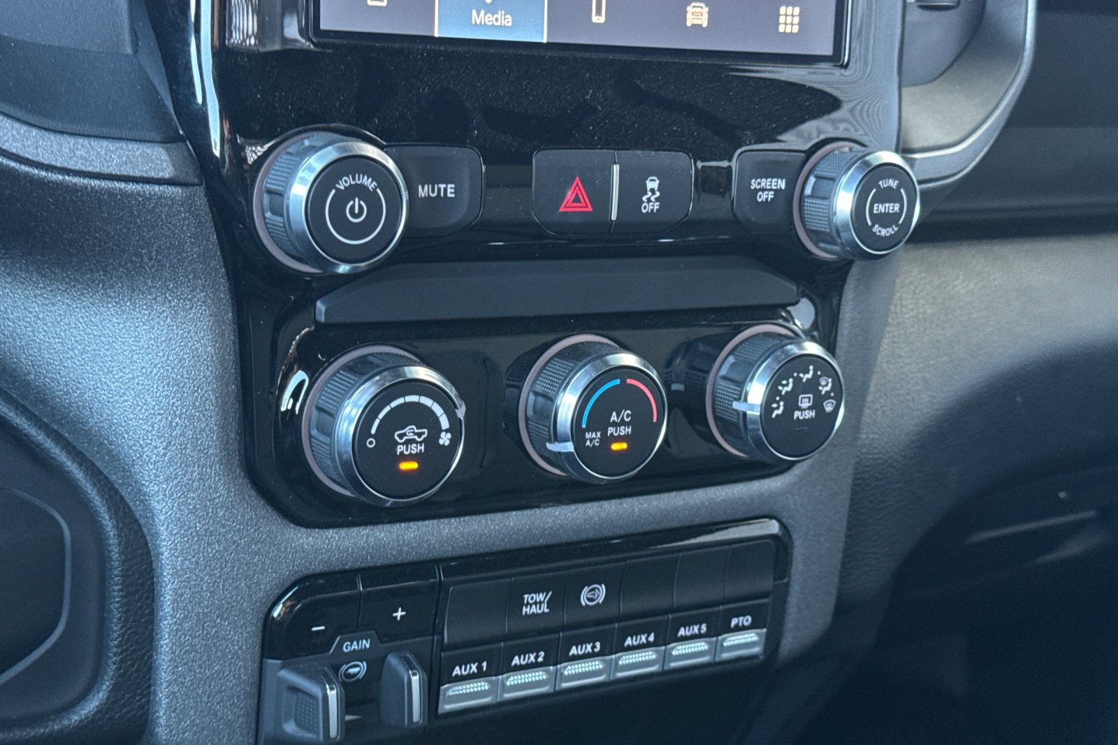 New 2026 RAM 5500 Tradesman w/ Chrome Appearance Group image 17