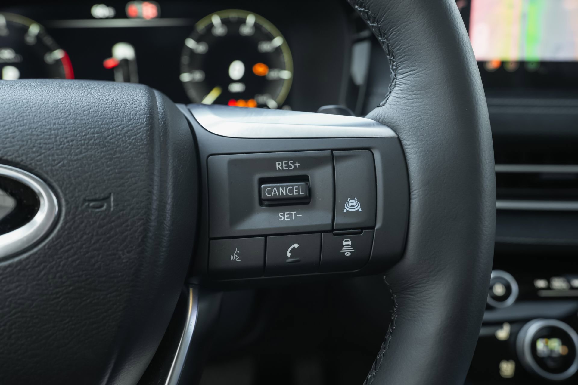 Used 2026 INFINITI QX60 Luxe w/ Cargo Package image 16