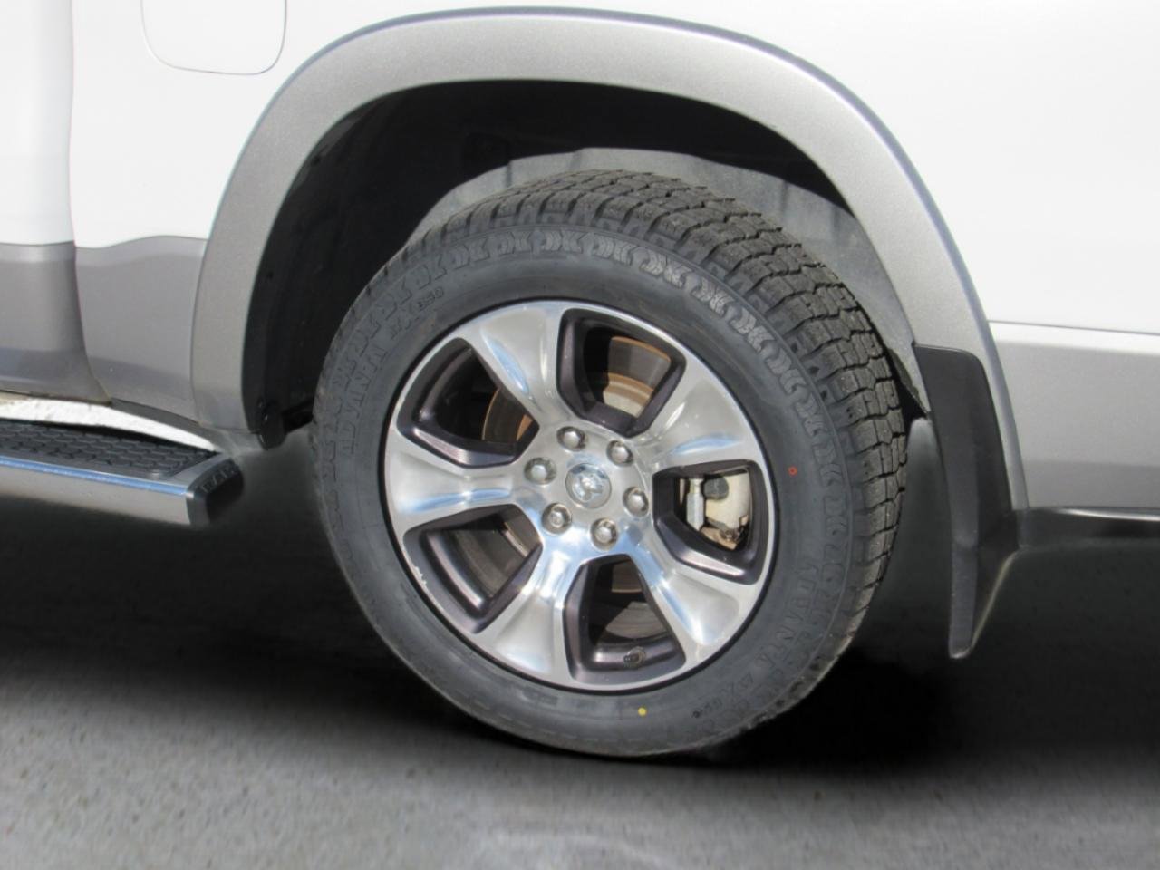 Used 2020 RAM 1500 Laramie image 44