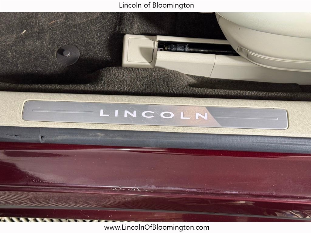 Used 2020 Lincoln Continental Reserve image 23