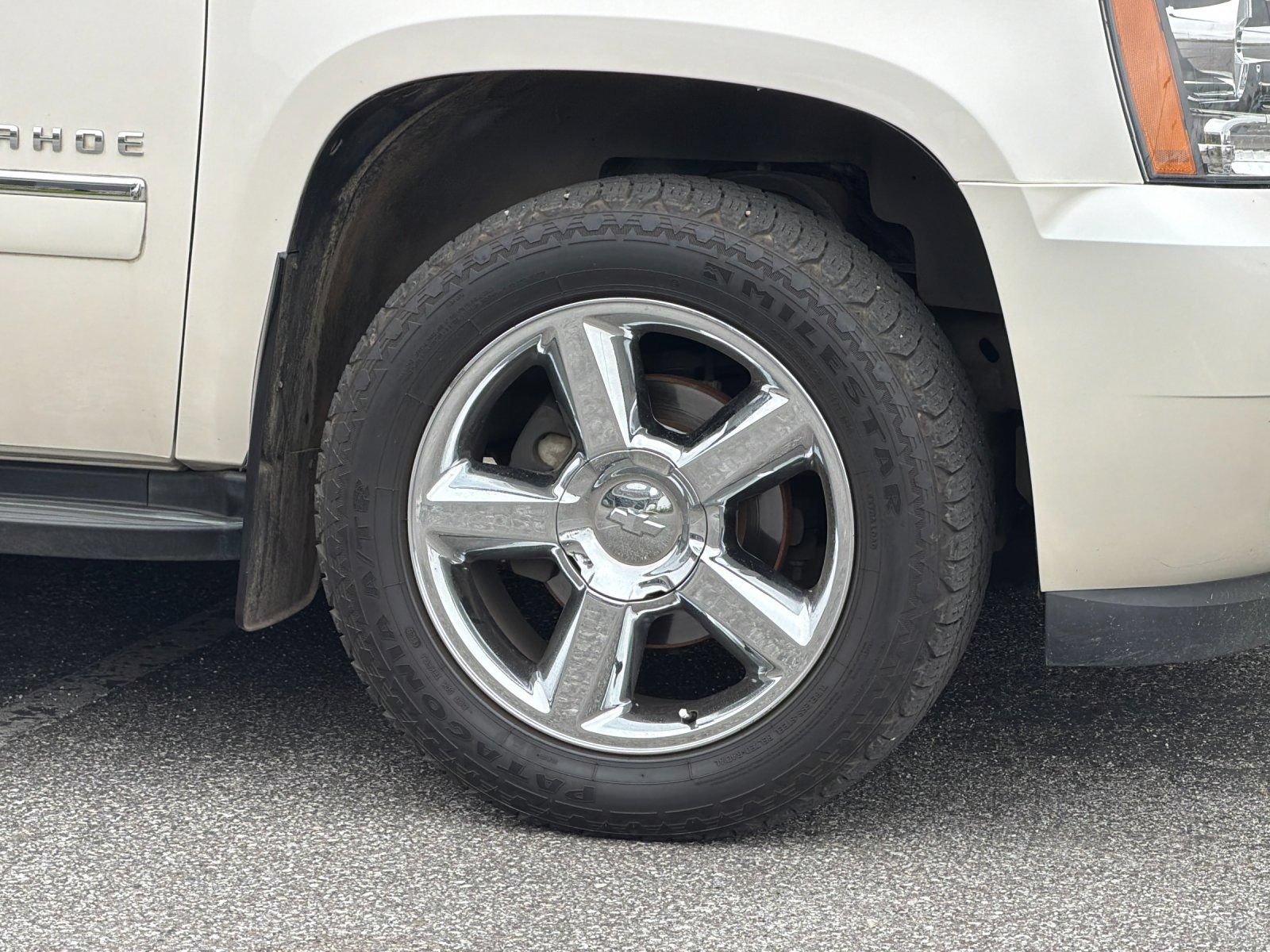 Used 2013 Chevrolet Tahoe LTZ AWD/4WD image 26