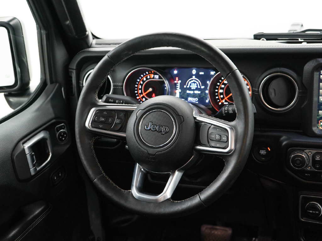 Used 2019 Jeep Wrangler Unlimited Sahara AWD/4WD image 14
