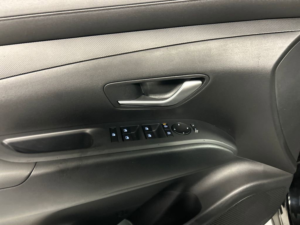 New 2025 Hyundai Santa Cruz SEL image 12