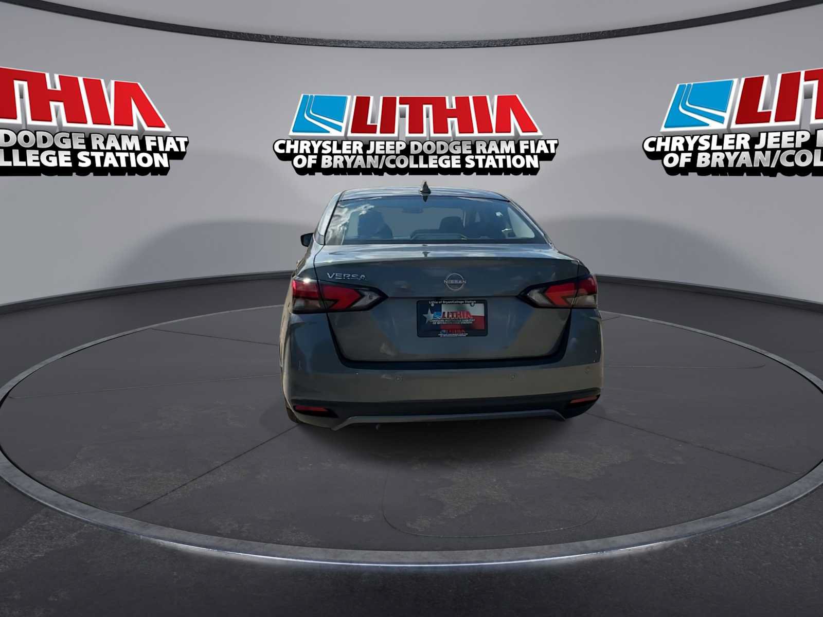 Used 2025 Nissan Versa SV w/ Trunk Package FWD image 7