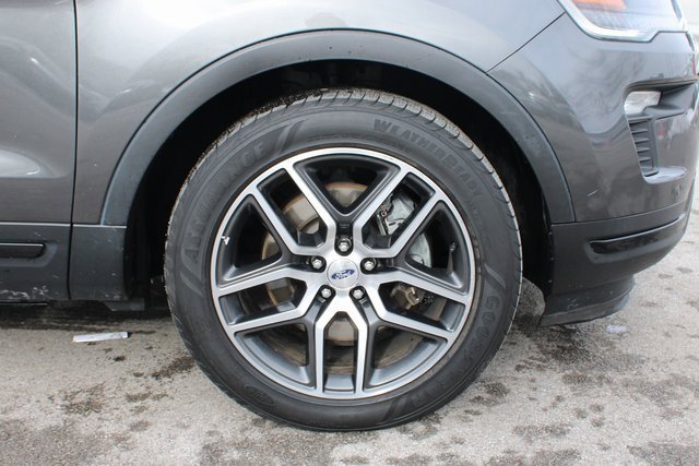 Used 2018 Ford Explorer Sport image 41