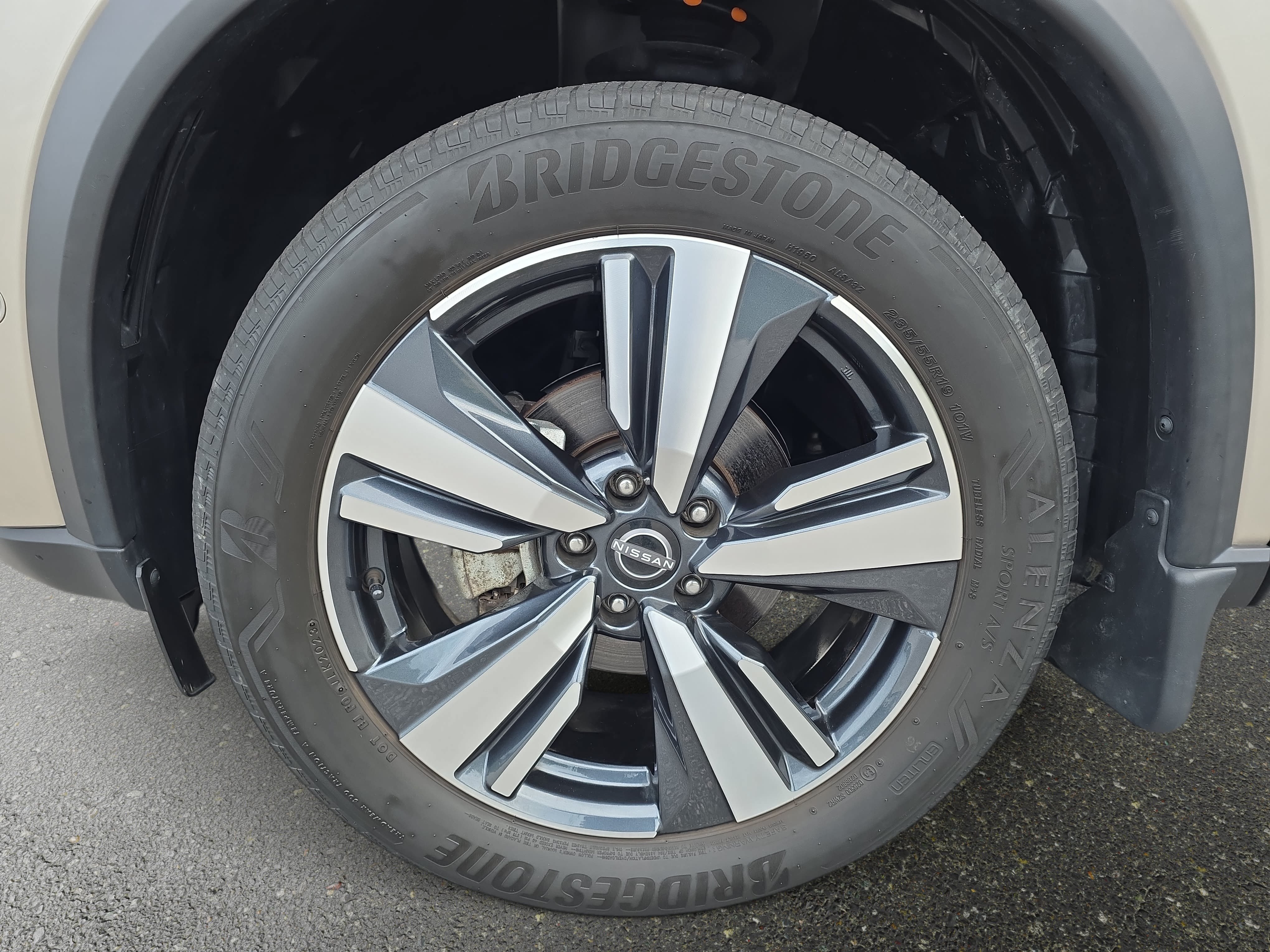Used 2023 Nissan Rogue Platinum w/ Platinum Premium Package AWD/4WD image 34