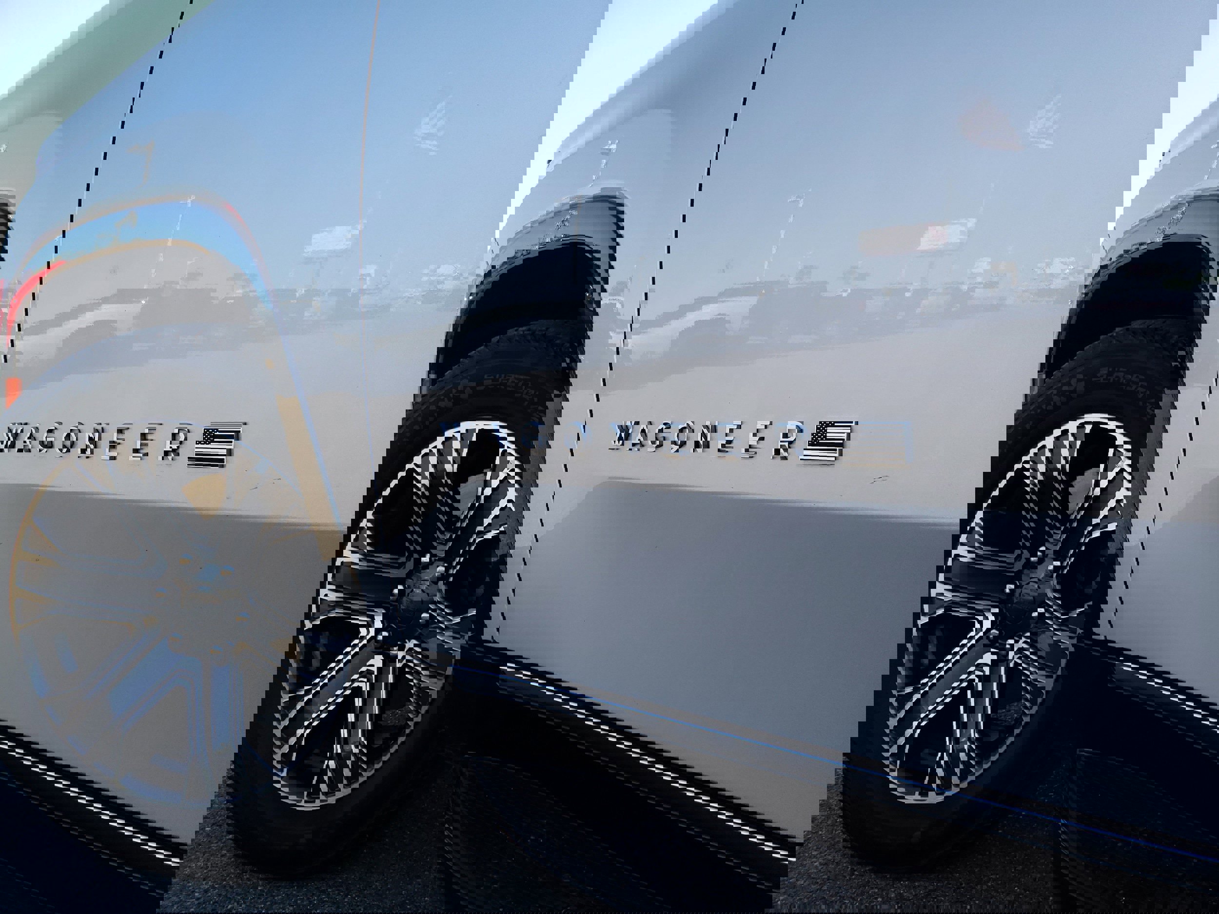 Used 2024 Jeep Wagoneer L Series II w/ Flexible Seating Group image 11