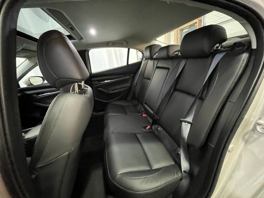 Used 2025 MAZDA MAZDA3 s FWD image 24